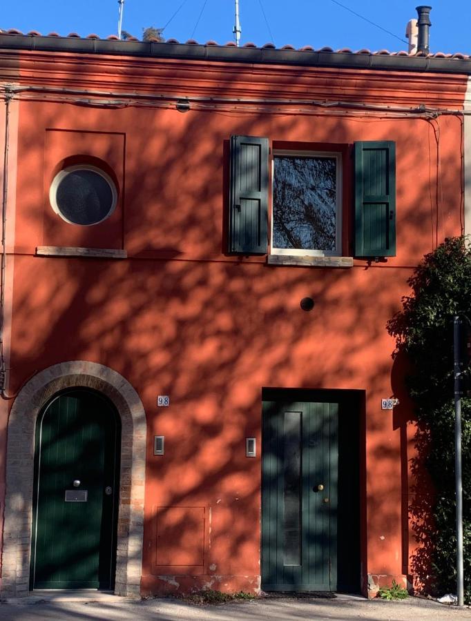 La Casetta Rossa Римини Экстерьер фото